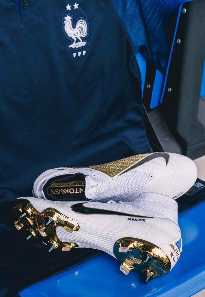 1-france-white-gold-boots-min.jpg