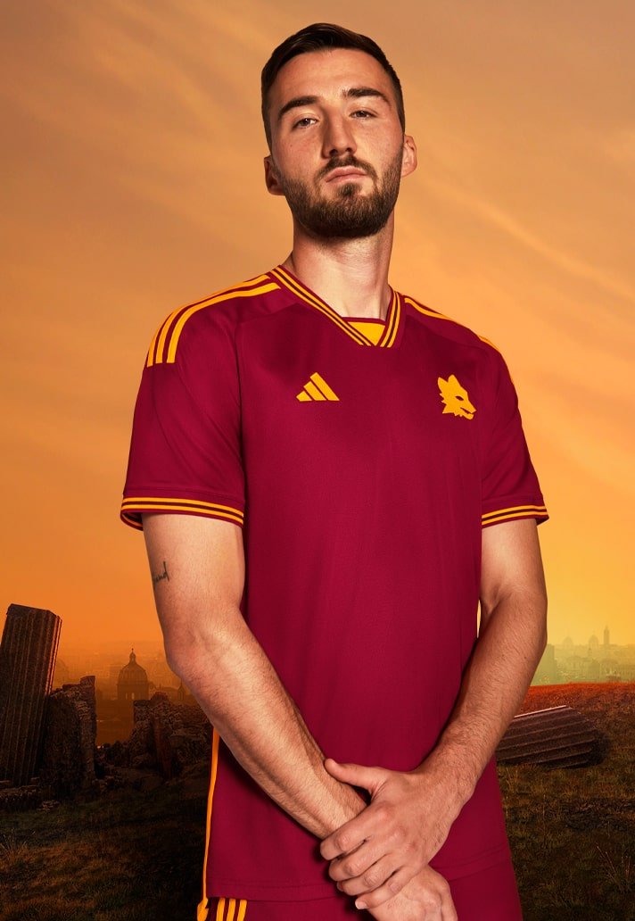 roma 8-min.jpg
