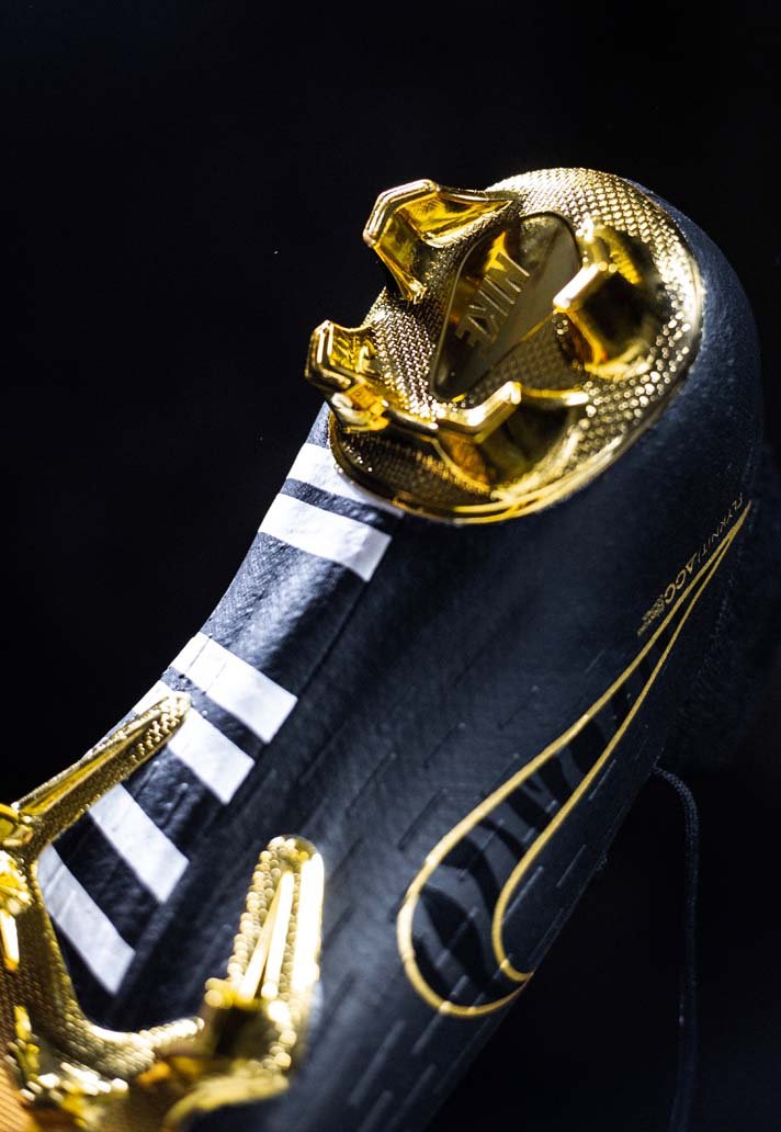 4-cr7-nike-mercurial-se.jpg