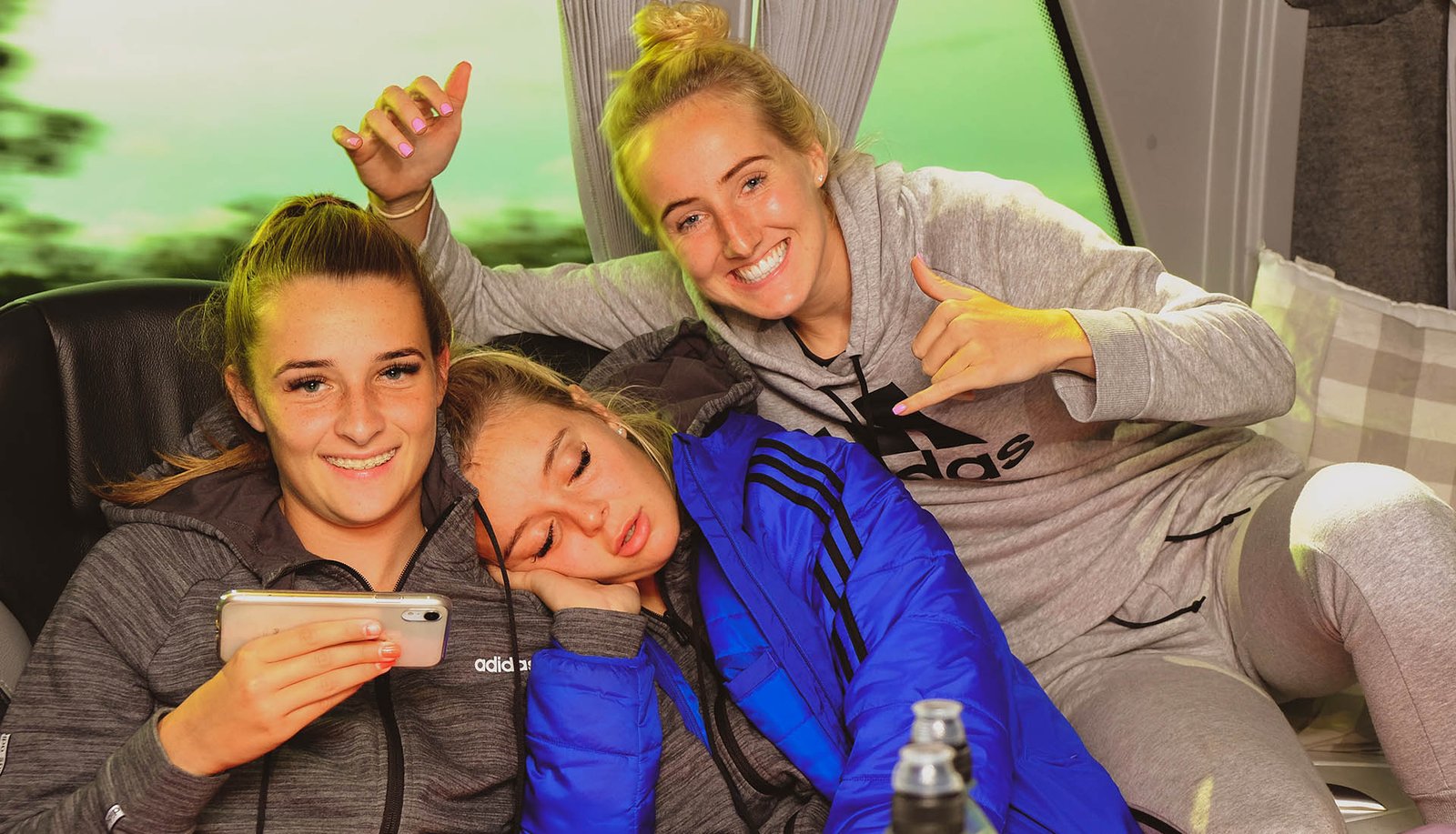 ella toone x soccerbible header_0021_image00007.jpg
