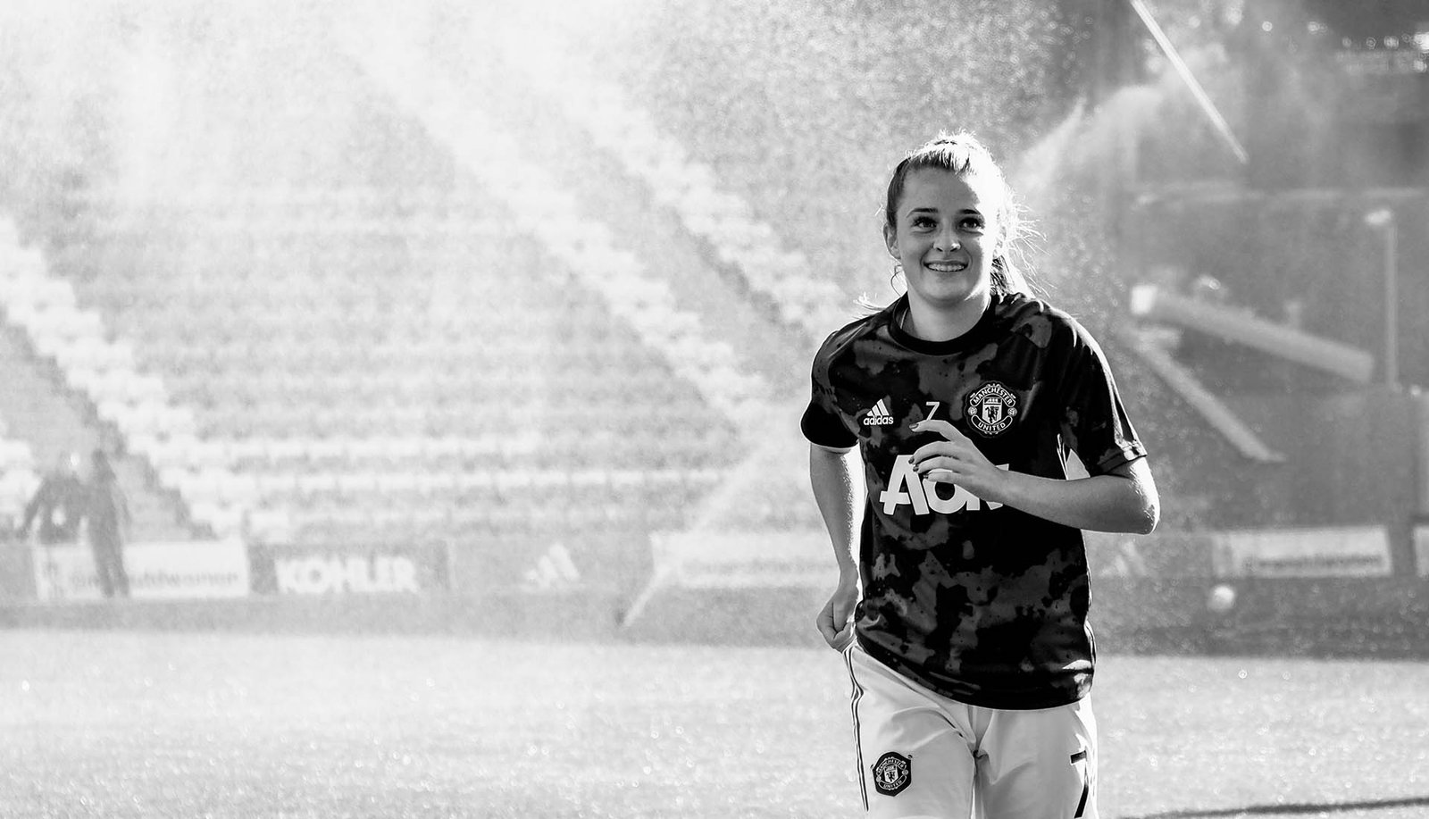ella toone x soccerbible header_0013_image00018.jpg