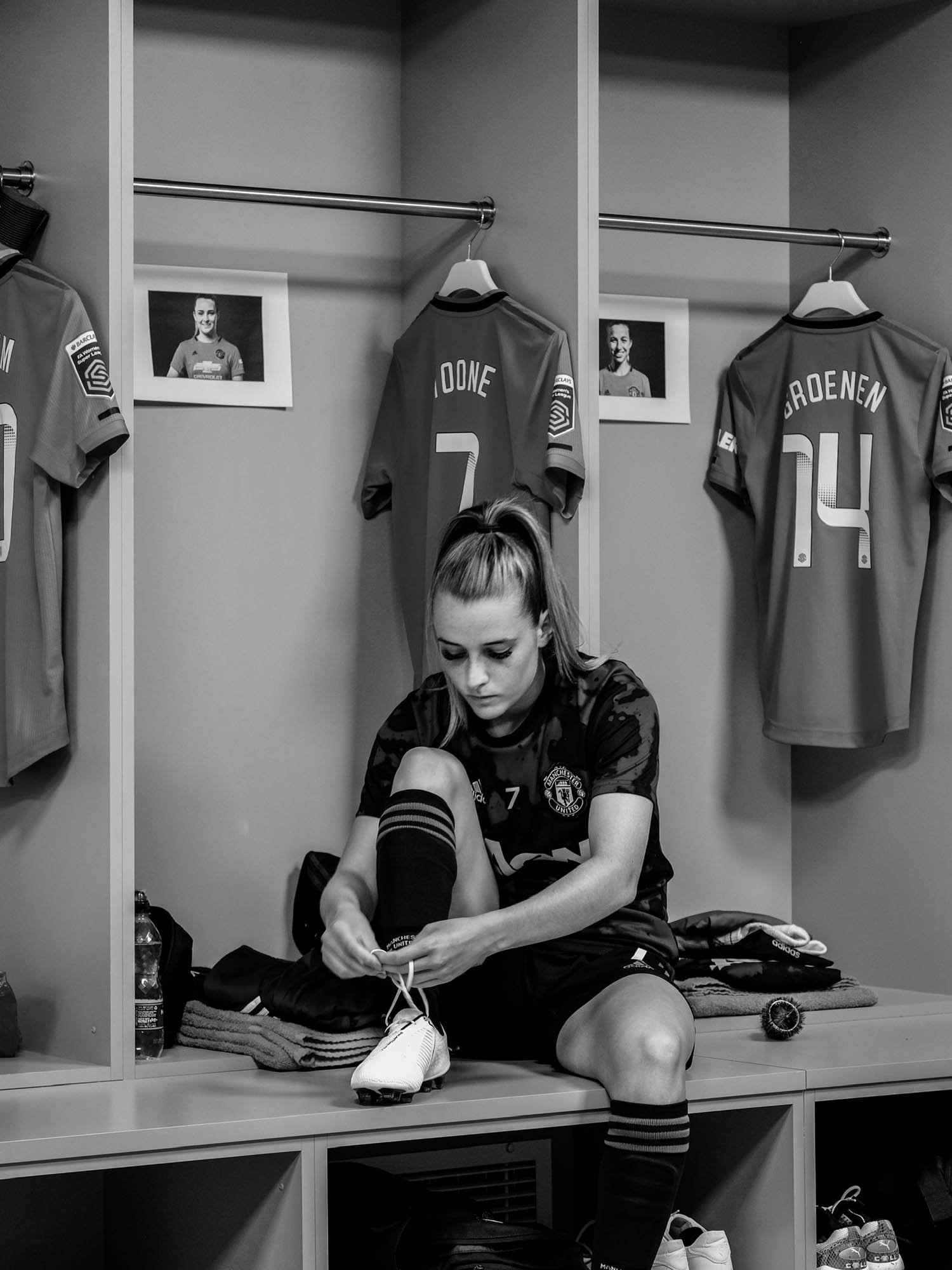 ella toone x soccerbible_0002_image00013.jpg