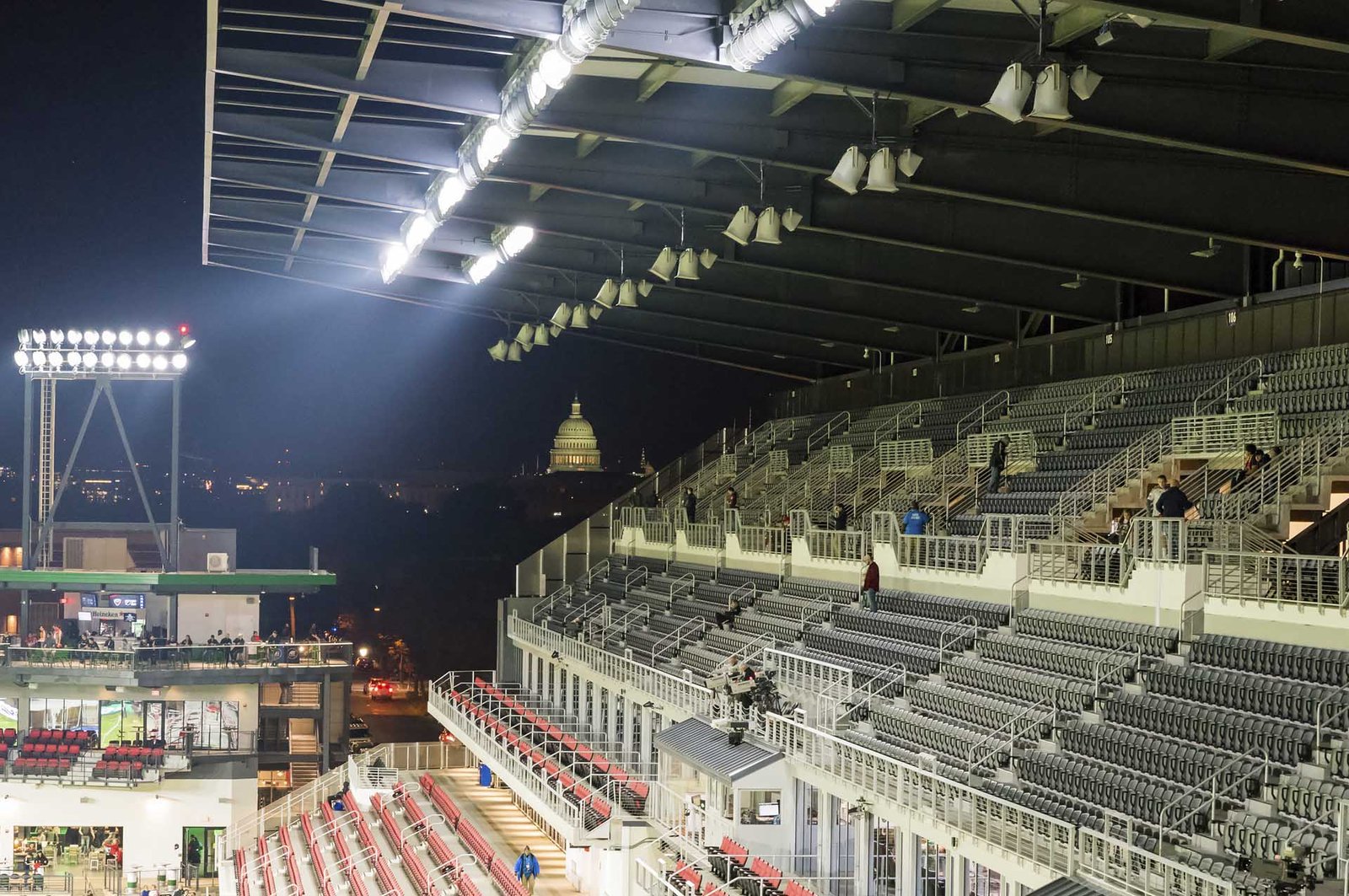 133body-framed-dc-united-play-offs-8-min.jpg