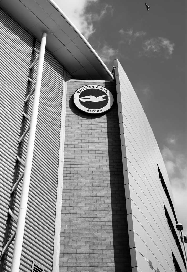 b1-brighton-valencia-framed-min.jpg