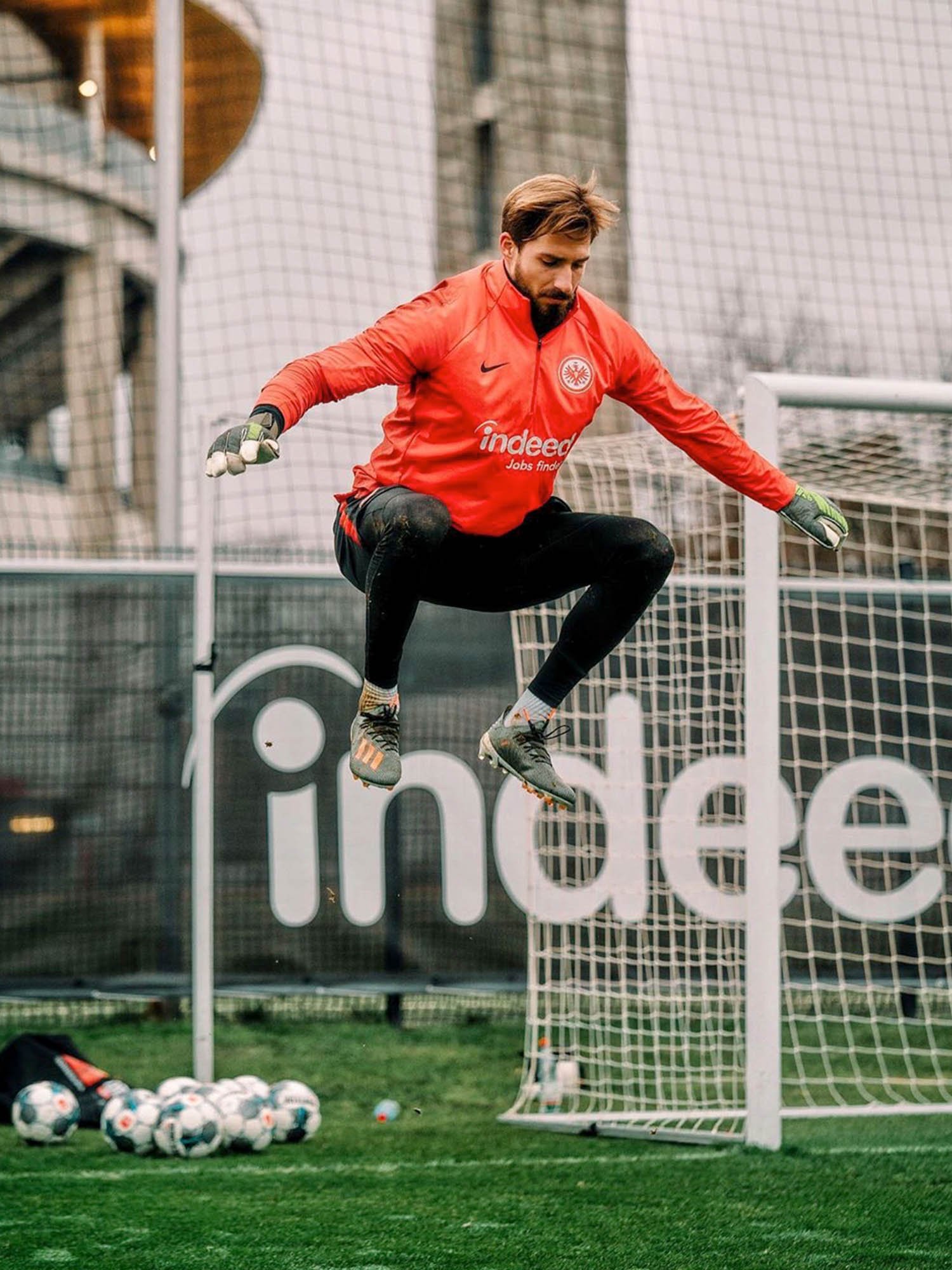 KEVIN TRAPP PORTRAITS_0003_Photo 20-05-2020, 09 38 18.jpg