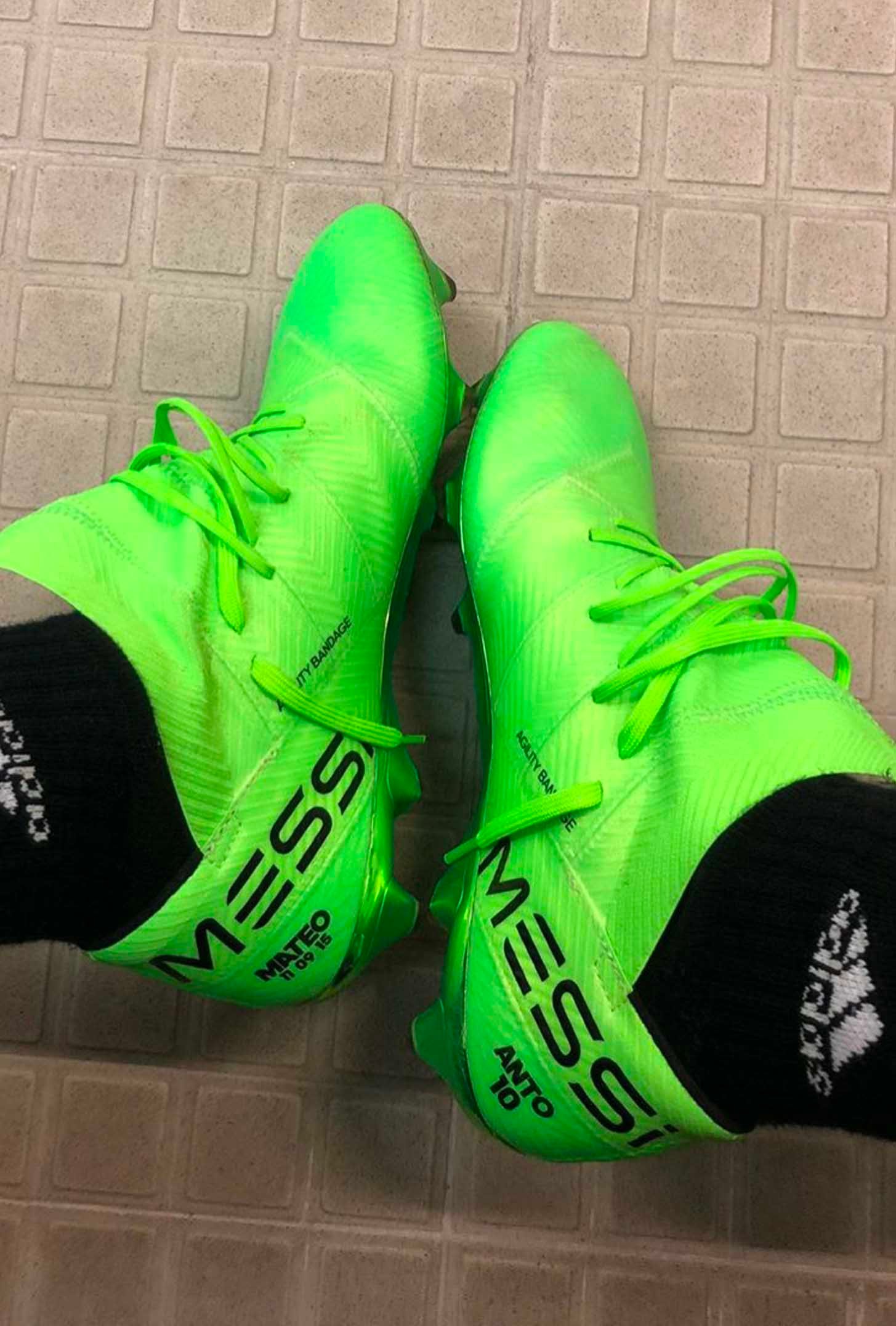 7-messi-world-cup-18-nemeziz-green.jpg
