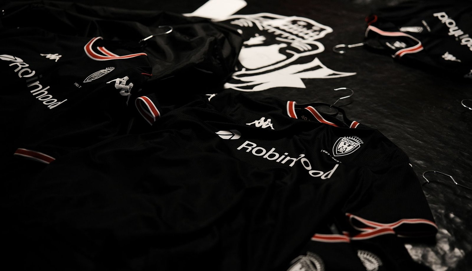 OGC Nice & Kappa Mark 40 Years of Ultra Culture With the “Populaire Sud” Fourth Shirt - featured image