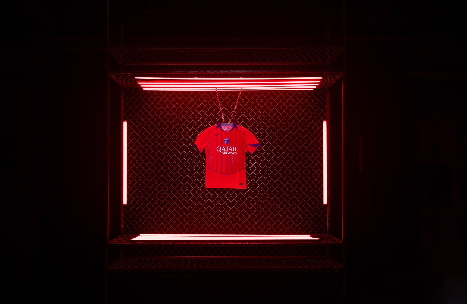 PSG & Nike Unveil T90-Inspired 25/26 Third Kit In Retro Style - featured image