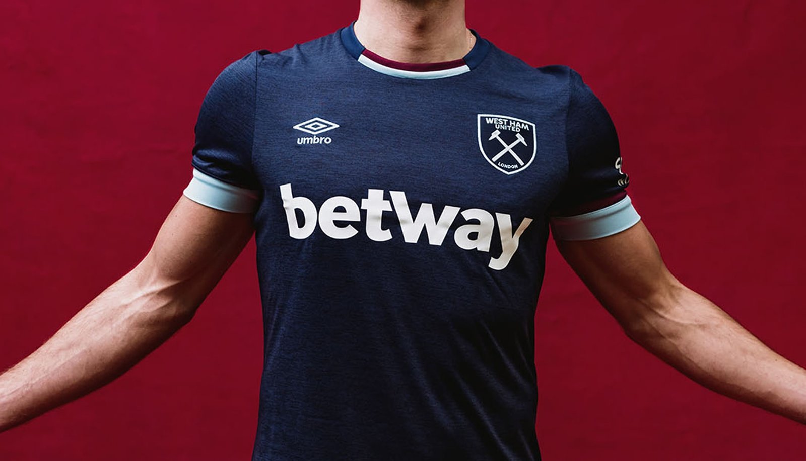 Umbro Drop West Ham 21/22 Third Shirt - featured image
