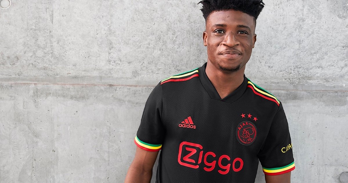 Why The Ajax 21/22 Third Shirt Hits All The Right Notes - featured image